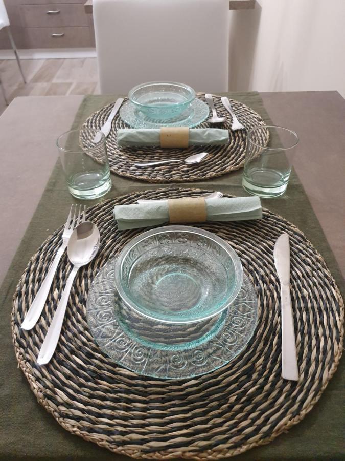 פרגליה Oikia Rooms מראה חיצוני תמונה